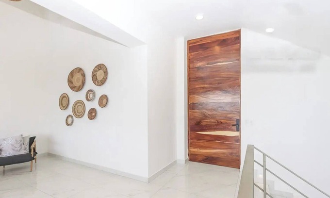Puerto Marques House | Beautiful house with pool, beach club, ocean and mountain view, exclusive Fracc.