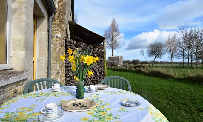 Appeville House | Beautiful Holiday Home with Courtyard in Appeville