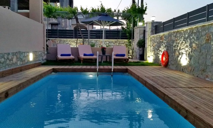 Monopari House | Beautiful Holiday Home with a Swimming Pool and a Barbeque in the Cretan nature!