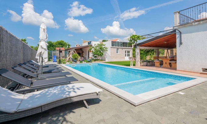 Prolozac House | Beautiful home in Donji Prolozac