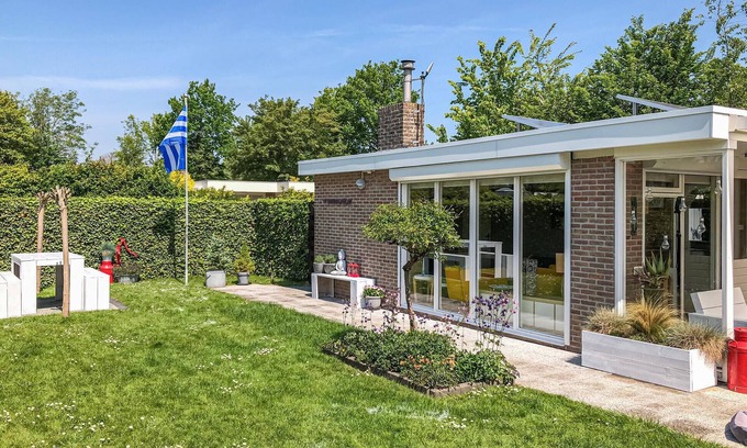 Wolphaartsdijk House | Beautiful home in Wolphaartsdijk