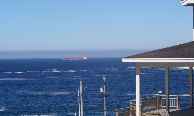 Flatrock House | Beautiful home in Flatrock, spectacular ocean view, spacious grounds, magical