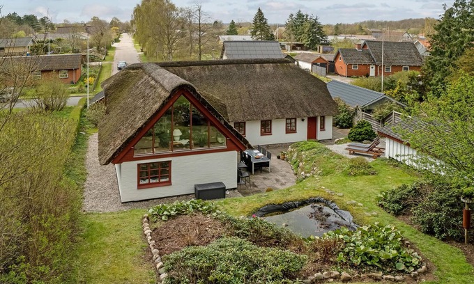 Ørsted House | Beautiful home in ørsted with WiFi