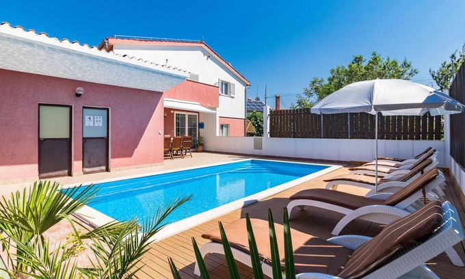 Pomer House | Beautiful home in Pomer with WiFi