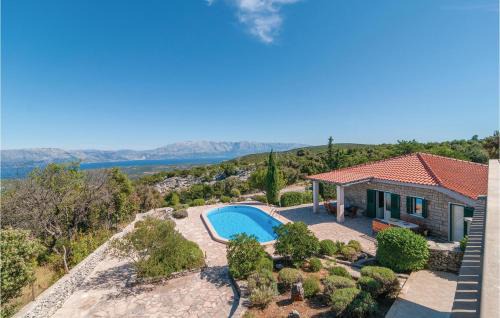 Praznica House | Beautiful Home In Praznica