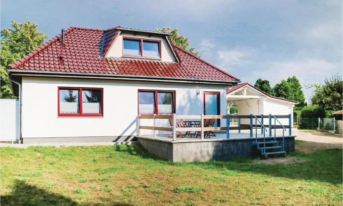 Rukieten House | Beautiful Home In Rukieten With Wifi
