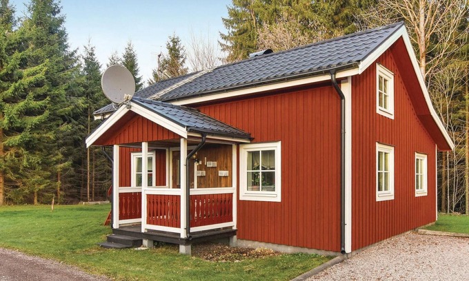 Vase House | Beautiful home in Väse with kitchen
