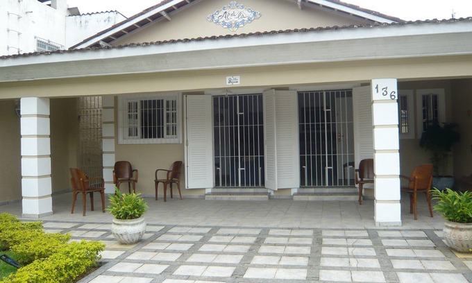 Jardim Itagua House | Beautiful house with 4 bedrooms (Air Conditioning) 100 mts from the beach