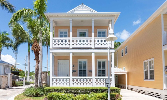 Islamorada House | Beautiful Island Home in Anglers Reef! Ocean front community. Pool & boat slip.