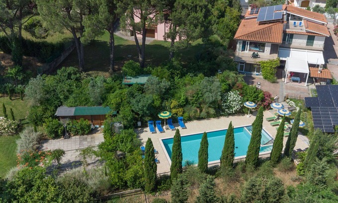 Montelupo Fiorentino Villa | Beautiful villa with A/C, private pool, WIFI, TV, terrace, pets allowed and panoramic view