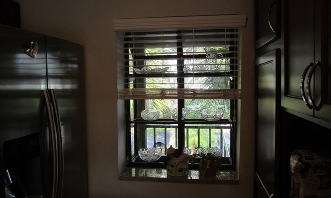 Venice Condo | Beautiful, Large Condo! Three swimming pools and Venice Beach is 6 minuets away.