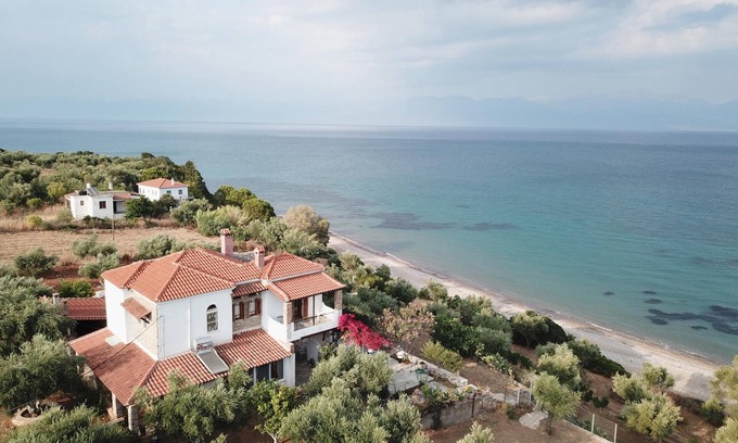 Aipeia House | Beautiful located holiday house above the beach, wifi | Messenia, Peloponnese