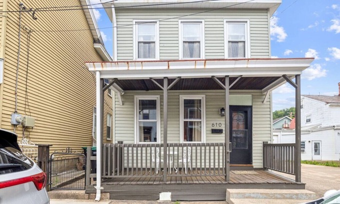 Millvale House | Beautiful Millvale Retreat