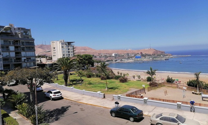 Chorrillos Apartment | Beautiful mini apartment facing the sea 10 minutes from the best beaches of Lima