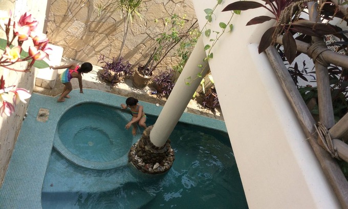 Crucecita Apartment | Beautiful Air conditioned One bedroom apartment with spa pool