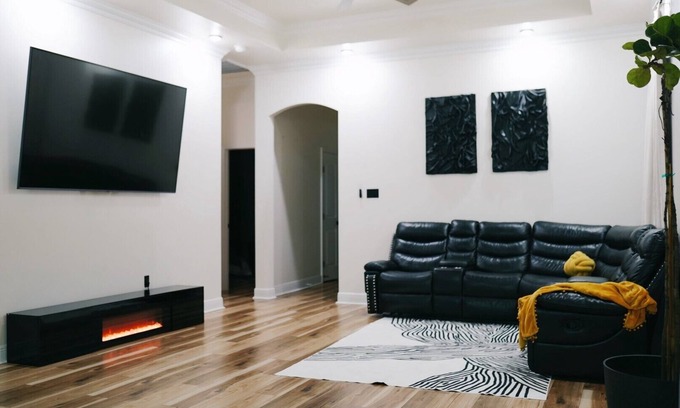 Little Woods House | Beautiful New Construction 3-bedroom house New Orleans 15min from downtown area