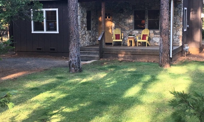 Burney House | Beautiful New Home in Forest-like setting