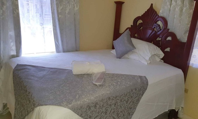 Linstead House | Beautiful, Newly built spacious and stunning House