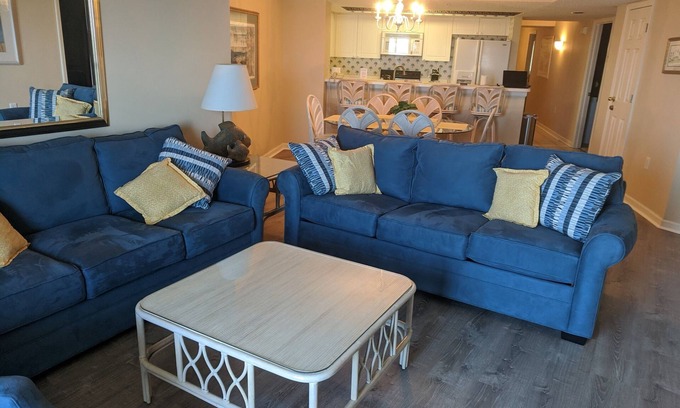 Ocean Drive Condo | BEAUTIFUL Oceanfront 4 bedroom 3 bath Condo/Great Rates