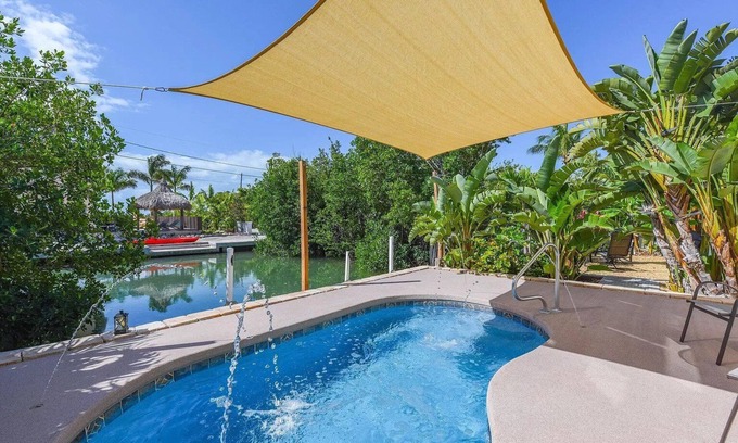 Summerland Key Villa | Beautiful Oceanfront Villa with Pool and near Key West, Florida