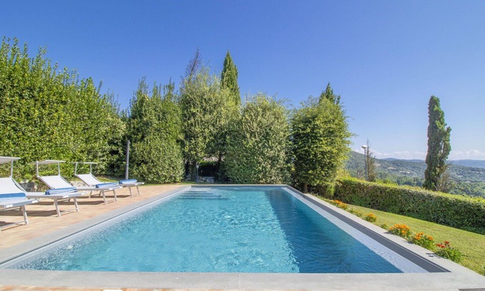 San Lorenzo Nuovo Villa | Beautiful private villa with A/C, hot tub, WIFI, private pool, TV, terrace and pets allowed
