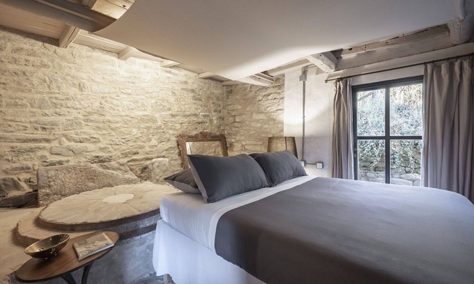 Loro Ciuffenna Villa | Beautiful private villa for 12 people with private pool, A/C, WIFI, TV and patio