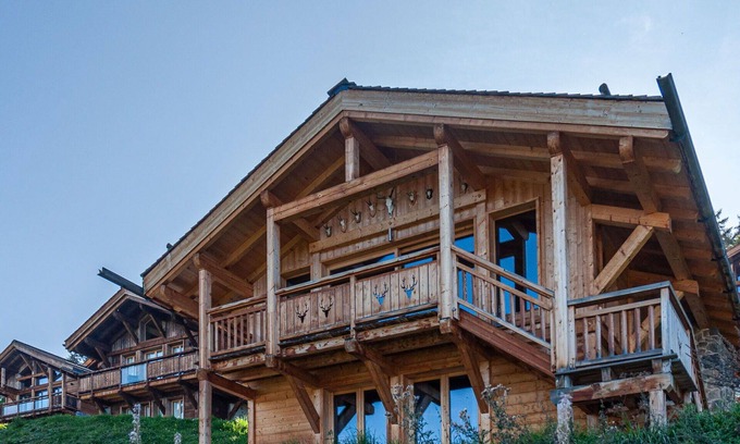 Vex House | Beautiful private villa for 6 guests with WIFI, TV, terrace and panoramic view