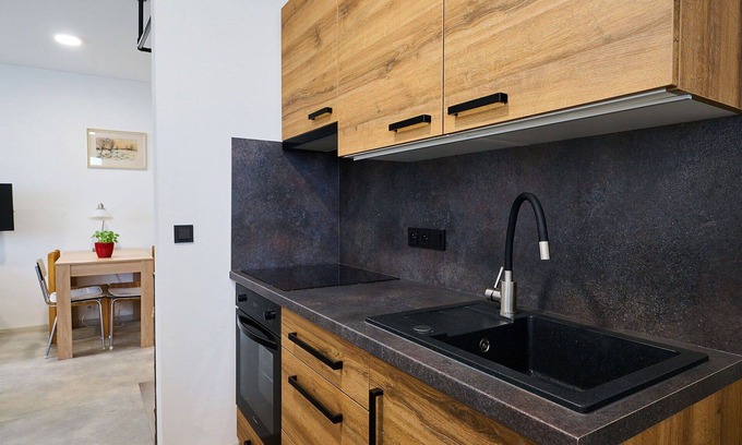 Prichovice House | Beautiful private villa for 9 people with WIFI, TV, pets allowed and parking