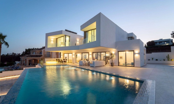Manilva Villa | Beautiful private villa for 10 people with private pool, A/C, WIFI, TV, terrace and pets allowed