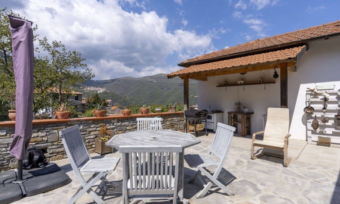 Ville San Sebastiano Villa | Beautiful private villa for 6 people with WIFI, patio, pets allowed, panoramic view and parking