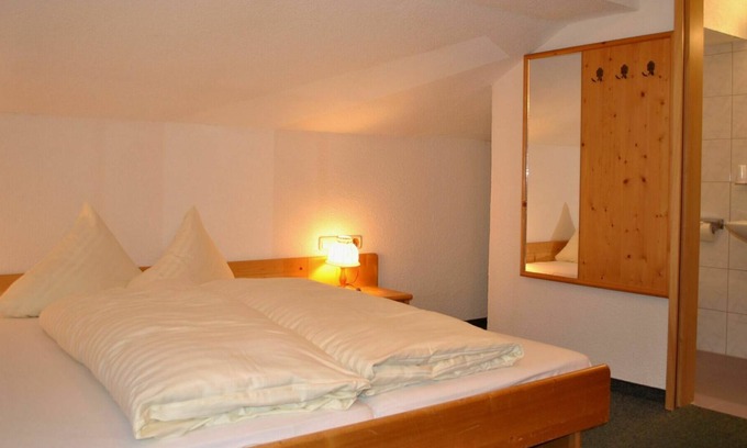 Sankt Leonhard im Pitztal House | Beautiful private villa for 25 people with WIFI, TV, patio, pets allowed and parking