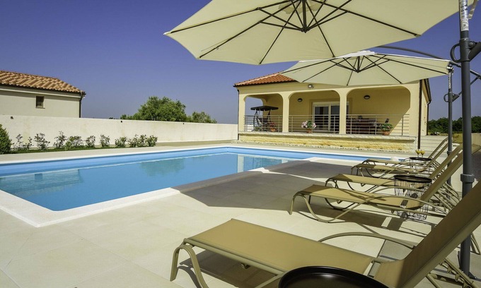 Visocane House | Beautiful private villa for 6 people with private pool, A/C, WIFI, TV and terrace