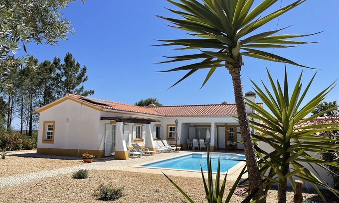 Aljezur Villa | Beautiful family cottage w/pool in the heart of the Vicentine Coast