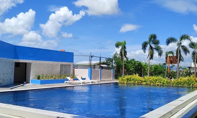 Lapu-Lapu Condo | Beautiful seaside view and refreshing air.
