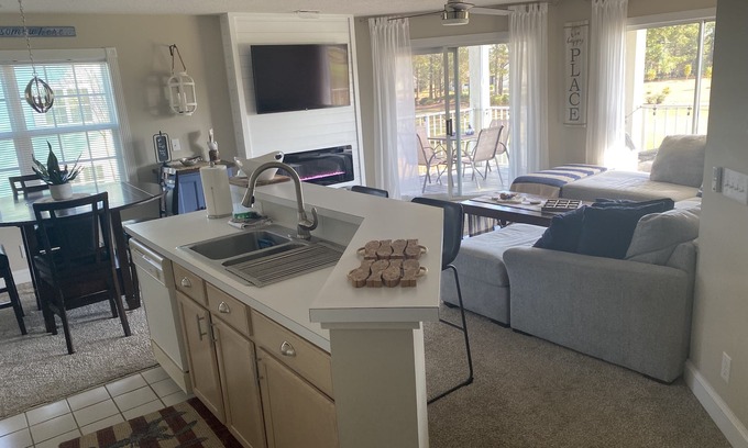 Calabash Condo | Beautiful Second Floor 2-Bedroom Two-Bath Condo With Water and Golf Views