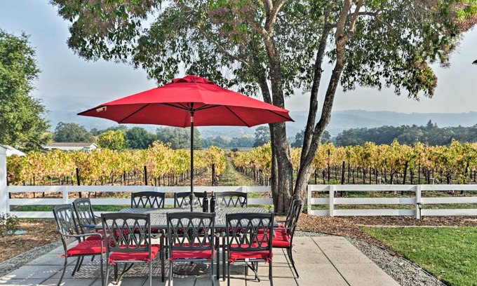 Sonoma House | Beautiful Sonoma House with Patio and Vineyard Views!