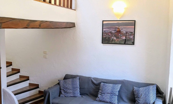 Antibes Old Town Apartment | Beautiful, spacious, split level Studio in Old Antibes with Air Conditioning