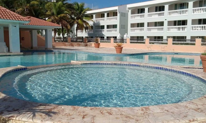 Isabela Villa | Beautiful Studio in front of the Beach with Pool!