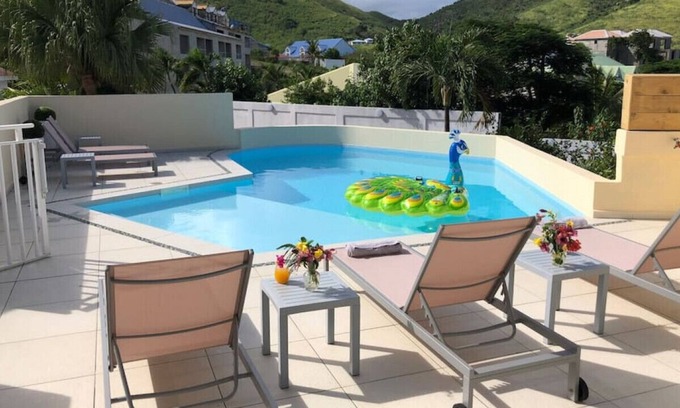 Cul de Sac Condo | Beautiful suite S11, pool, 5' from the sea, next to paradise Pinel Island