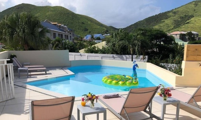 Cul de Sac Condo | Beautiful suite S9, pool, sea view, next to paradise Pinel Island