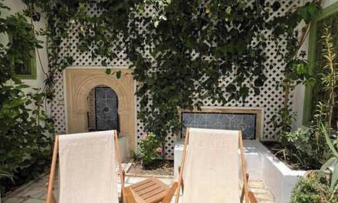 Mahdia Governorate House | Beautiful Traditional House Just across the Sea.