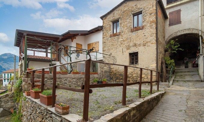 Molini di Triora Villa | Beautiful villa for 6 guests with WIFI and TV