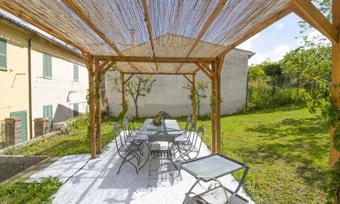 Capodimonte House | Beautiful villa for 12 guests with WIFI, A/C, TV, terrace and pets allowed