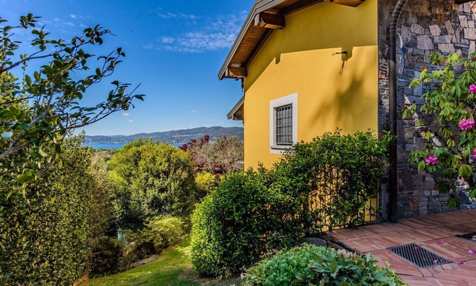Besozzo House | Beautiful villa for 6 guests with A/C, WIFI and TV