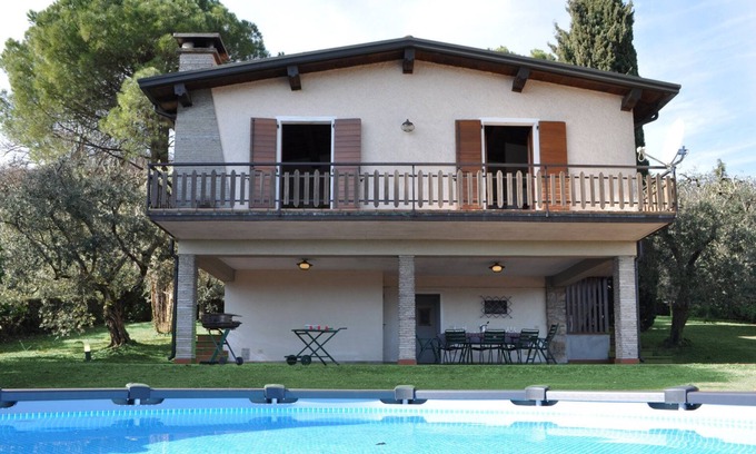 Lonato del Garda Villa | Beautiful Villa in the green hills of Lake Garda.With Pool and Air cond.