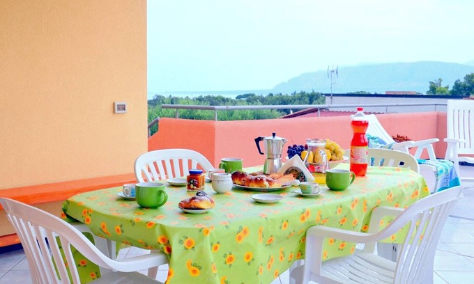Partinico House | Beautiful Villa Ivana 2 lots of sun and green, near the beach, climate, wi-fi free.