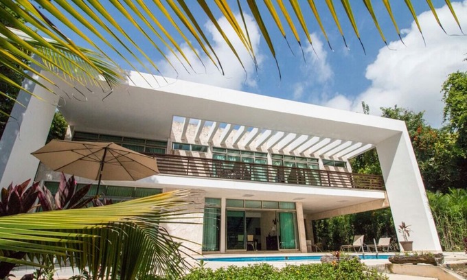 Akumal House | Beautiful Villa surrounded by lush jungle facing golf course within Resort