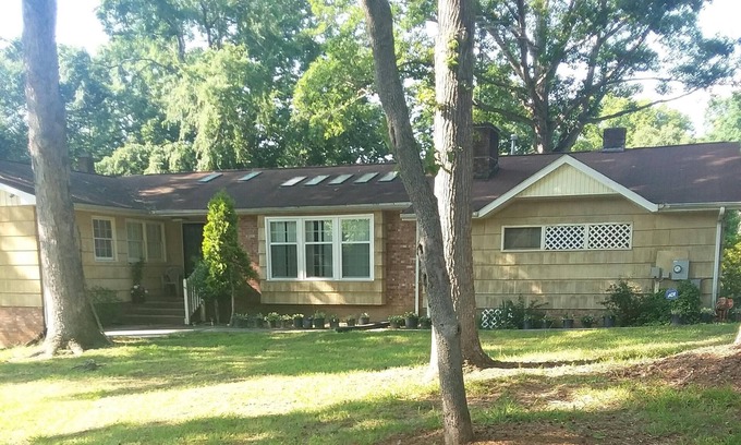 Southeast Raleigh House | Beautiful Waterfront House! Same day booking allowed. Instant booking allowed.