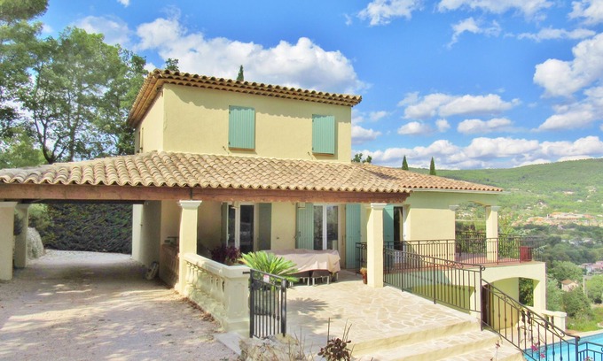 Draguignan House | Beautifully renovated Mediterranean house with a perfect view and pool