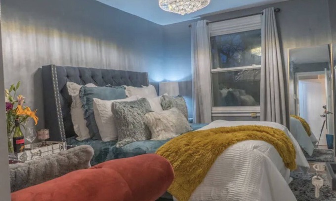 Overbrook House | Beauty in a row
